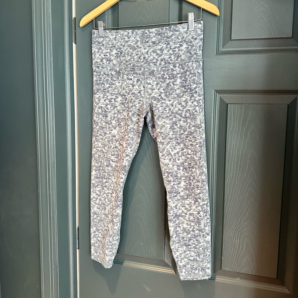 Athleta textured Elation 7/8 leggings